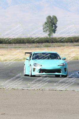 media/Sep-15-2024-Speed Ventures (Sun) [[7a54f7ed2f]]/Purple Group/Session 1 (Outside Grapevine)/